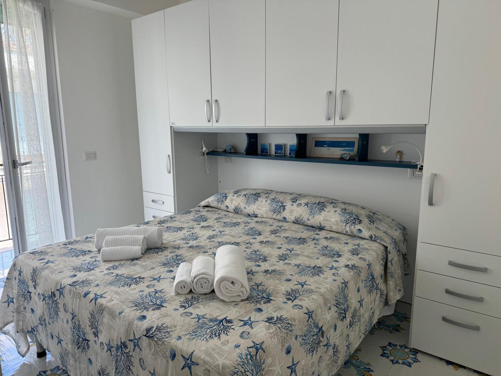 Donna Flora Ischia Appartamento Buitenkant foto